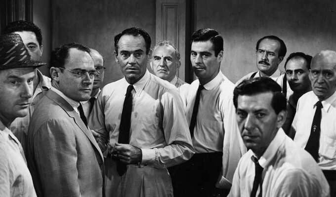 12 Angry Men - FilmLoverss
