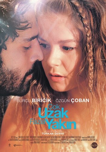 cok-uzak-fazla-yakin-filmloverss