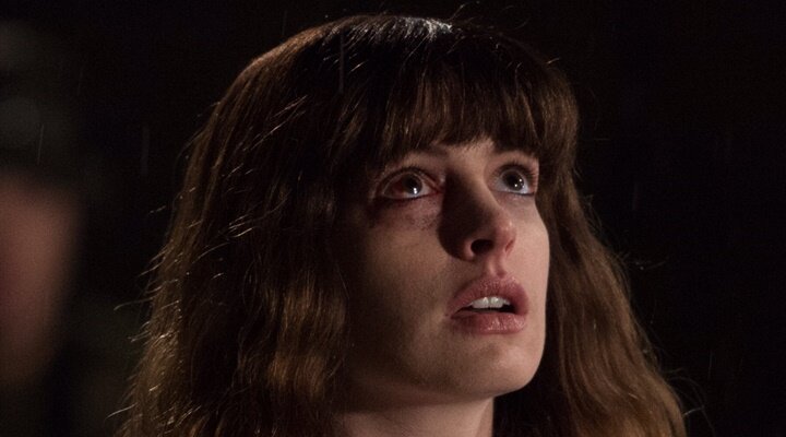 Anne Hathaway’li Colossal’a İlk Bakış!