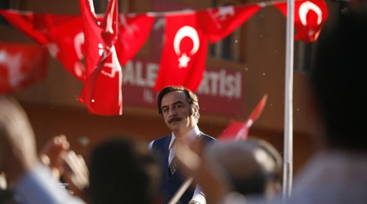 Yılmaz Erdoğan’ın Yeni Filmi Ekşi Elmalar’dan Fragman Yayınlandı!