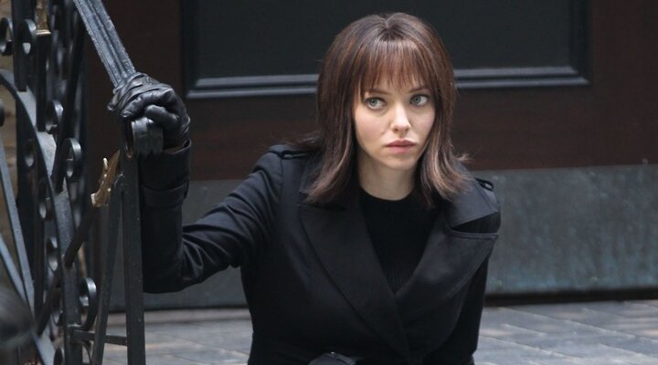 Amanda Seyfried ve Clive Owen’ı Bir Araya Getiren Anon Filminin Setinden İlk Görüntüler!