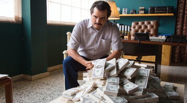 Wagner Moura’dan Narcos 2. Sezon Açıklaması: “Diziyi Ancak Uyuşturucu Ticareti Durursa Bitiririz”