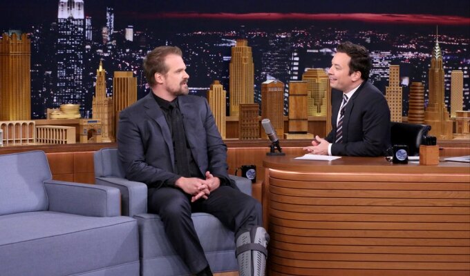 THE TONIGHT SHOW STARRING JIMMY FALLON -- Episode 0551 -- Pictured: (l-r) Actor David Harbour during an interview with host Jimmy Fallon on October 10, 2016 -- (Photo by: Andrew Lipovsky/NBC)