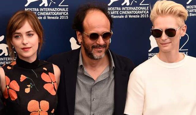 dakota-johnson-luca-guadagnino-tilda-swinton-filmloverss