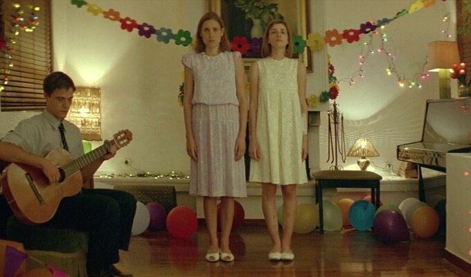dogtooth-filmloverss