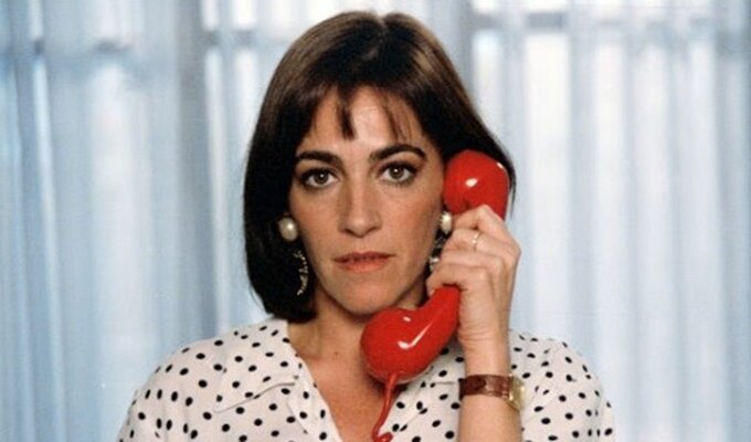 women-on-the-verge-of-a-nervous-breakdown-filmloverss
