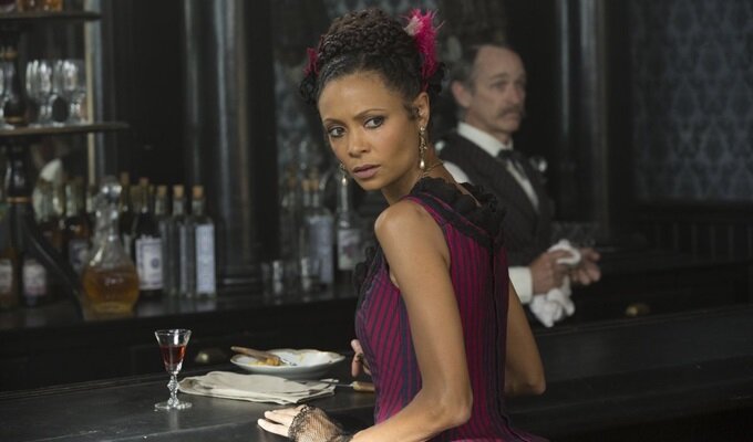 westworld-1-sezon-7-bolum-maeve-filmloverss