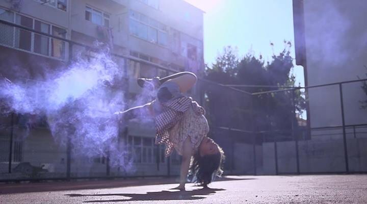 Kentsel Dönüşümün Yıkıcılığında Dansın Birleştirici Gücü: Sulukule Mon Amour