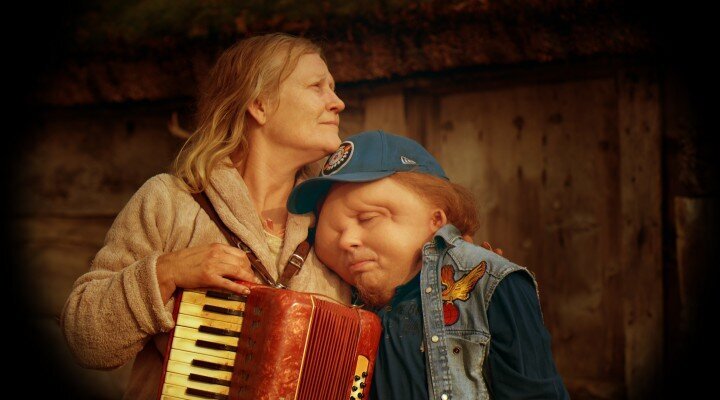 Koca Dünya’dan Tanna’ya 5 !f Filmi 32 Şehir, 42 Farklı Noktada!