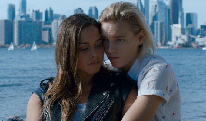 dudaginin-altinda-filmloverss
