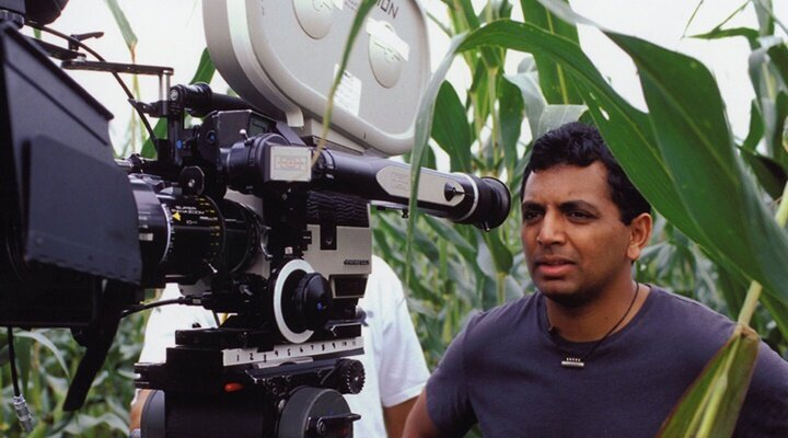 M. Night Shyamalan Stranger Things’in 2. Sezonunda Yönetmen Koltuğuna Oturmak İstiyor!