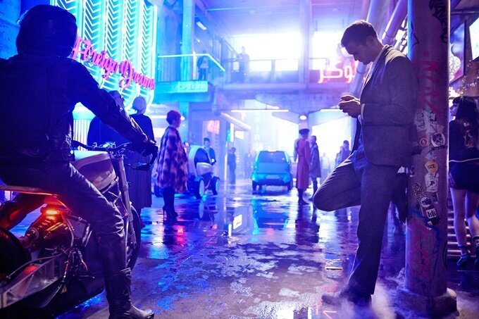 netflix-ve-duncan-jones-isbirliginden-muazzam-bir-bilimkurgu-filmi-mute-7-filmloverss