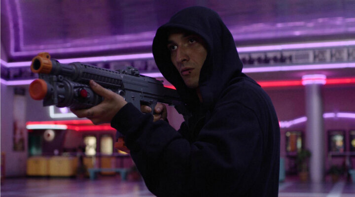 Prömiyerini Sundance Film Festivali’nde Yapan Dark Night’ın Fragmanı Yayınlandı!