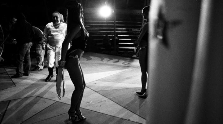 Yorgos Lanthimos’un Kamerasından Siyah Beyaz Kareler!