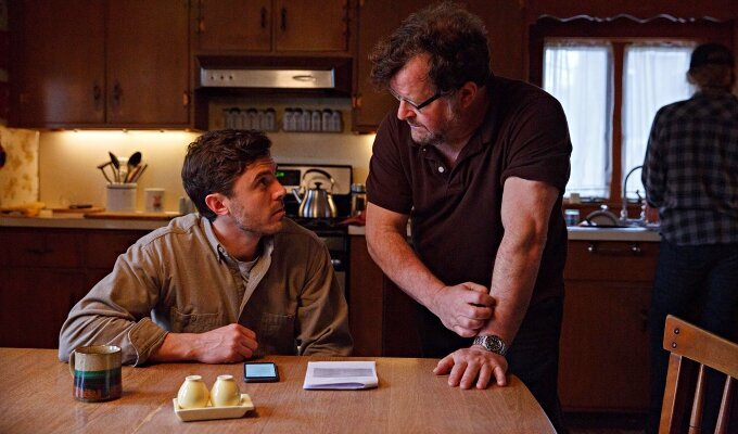 casey-affleck-and-kenneth-lonergan-on-the-set-of-manchester-by-the-sea