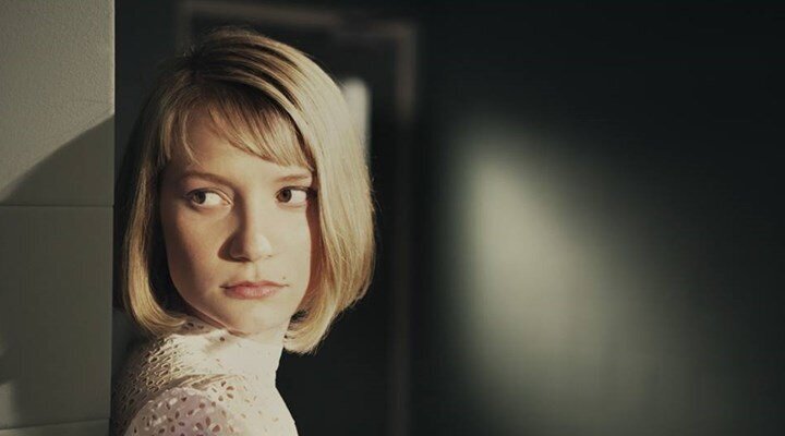 The Eyes of My Mother’ın Yönetmeni Nicolas Pesce’den Mia Wasikowska’lı Yeni Film: Piercing
