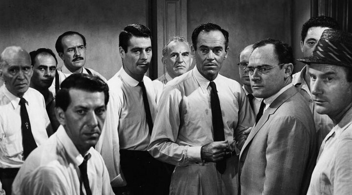 Muazzam Bir Video: 12 Angry Men ile Sinemada Kamera Açısının Önemi!