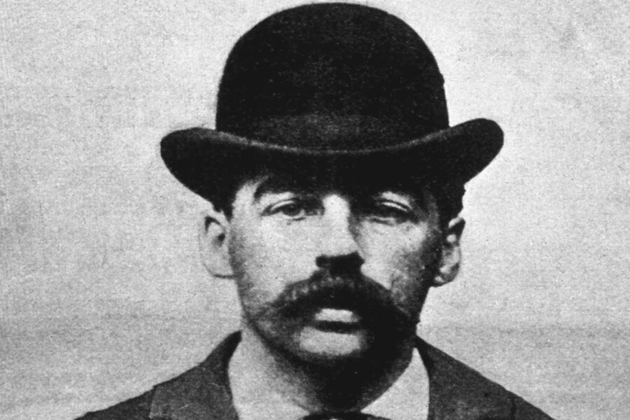 Amerika’nın İlk Seri Katili H. H. Holmes’un Tüyler Ürpetici Hayatının Hikayesi: American Ripper