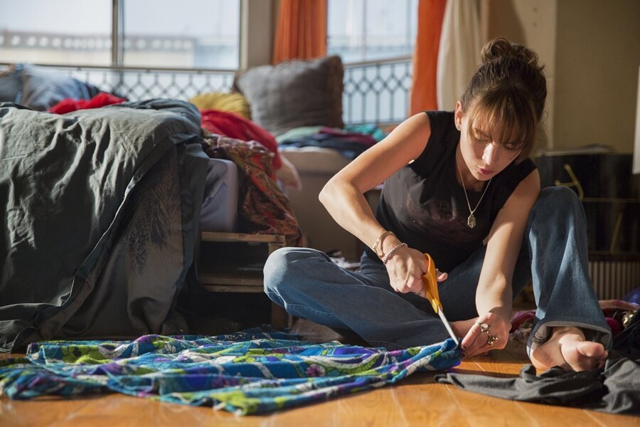 Britt Robertson ve Sophia Amoruso Cevaplıyor: Girlboss Ne Demektir?