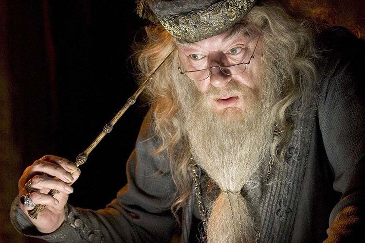 jude-law-dumbledore-hakkinda-ilk-aciklamayi-yapti-1-filmloverss