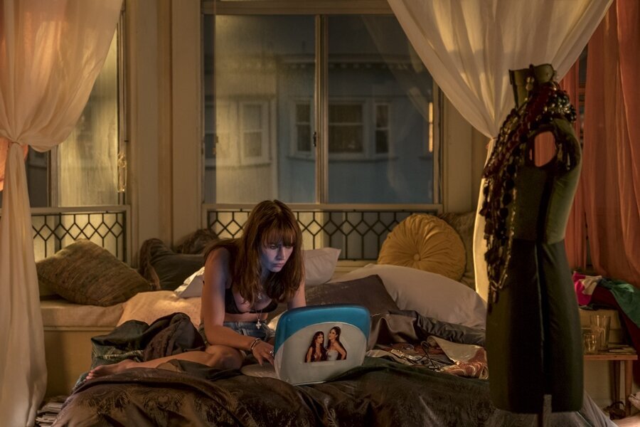 Netflix Girlboss ile Sizi Yetişkin Dünyasına Çağırıyor!