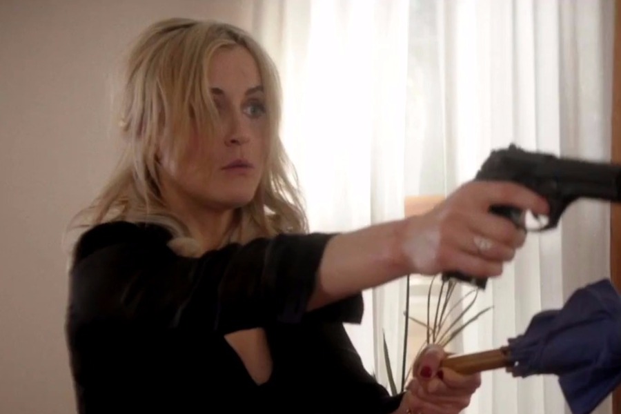 Taylor Schilling’in Başrolünde Olduğu Netflix Filmi Take Me’den Dikkat Çekici Bir Fragman Yayınlandı!