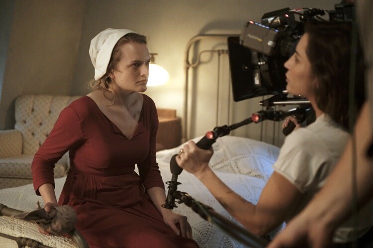 the-handmaid-s-tale-2-filmloverss
