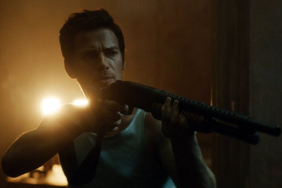 Harvey Keitel ve Hayden Christensen’lı Numb, at the Edge of the End’den Fragman Yayınlandı!