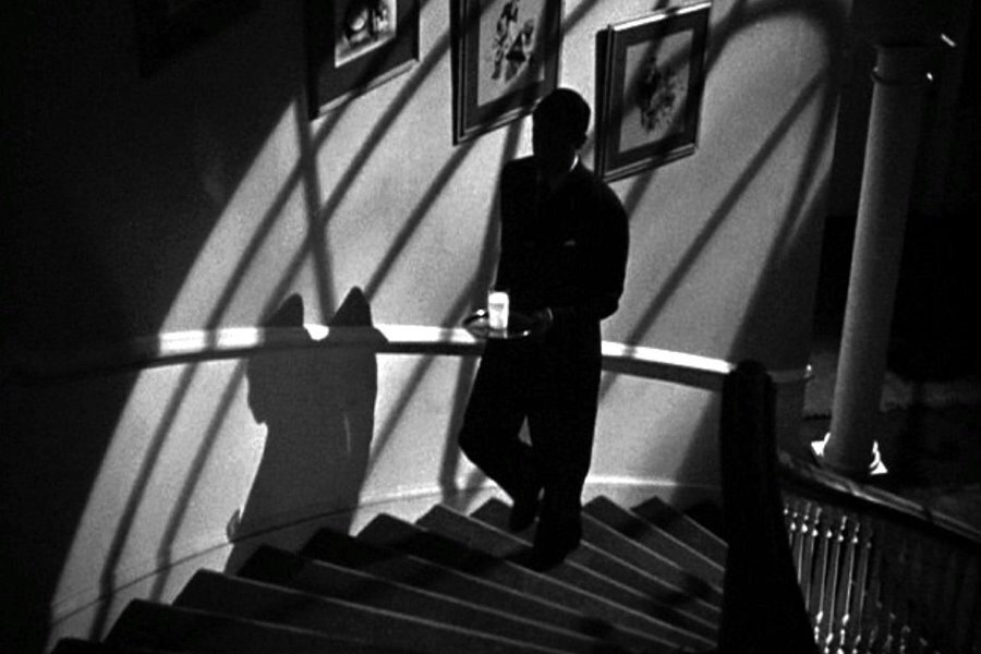 Hitchcock, Filmlerindeki Merdivenlerin Anlamını Açıklıyor!