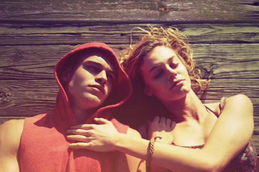 Gotik Tarzıyla Dikkat Çeken Saykodelik Bağımsız Moss’un Fragmanı Yayınlandı!