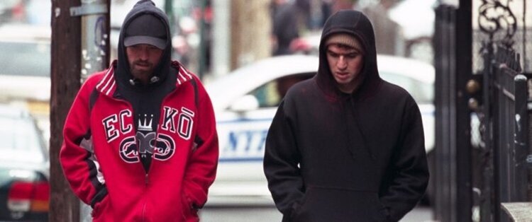 promiyerini-cannes-da-gerceklestirecek-robert-pattinson-li-good-timedan-ilk-gorseller-yayinlandi-2-filmloverss