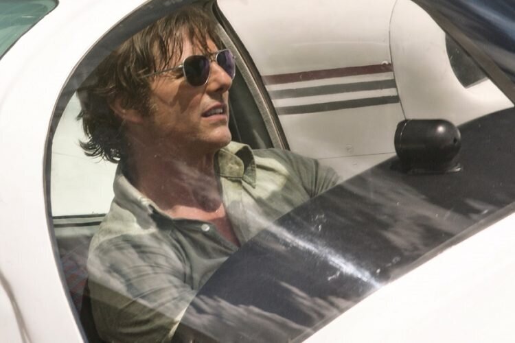 doug-liman-ve-tom-cruise-u-bir-araya-getiren-american-made-den-fragman-yayinlandi-filmloverss