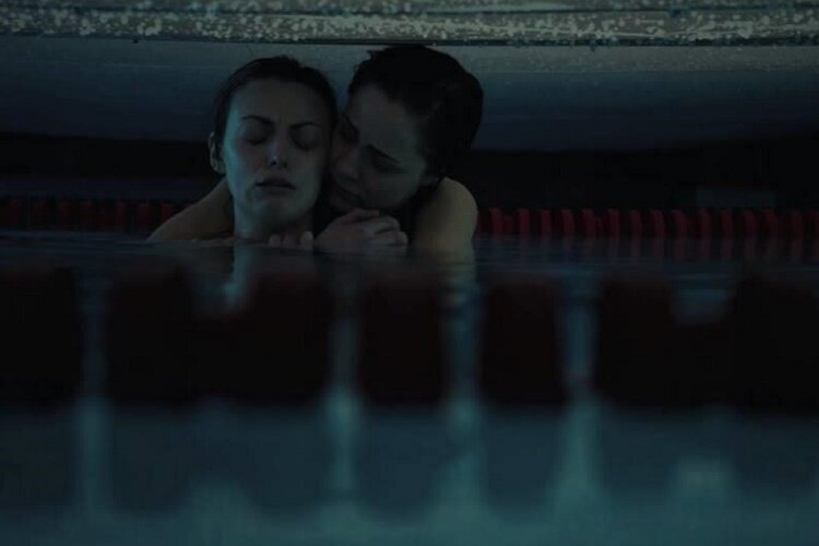 gercek-olaylardan-esinlenen-12-feet-deep-ten-tuyler-urperten-bir-fragman-yayinlandi-2-filmloverss