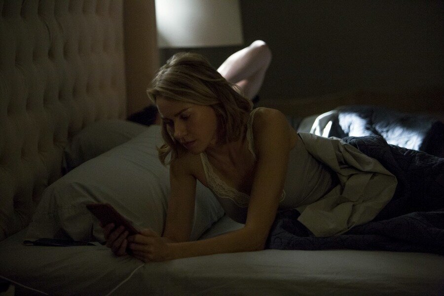 Psikolojik Gerilim Türündeki Netflix Dizisi Gypsy’nin Fragmanı Yayınlandı!