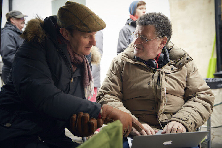 mark-gatiss-ve-steven-moffat-ikilisi-dracula-icin-bir-araya-geliyor-2-filmloverss