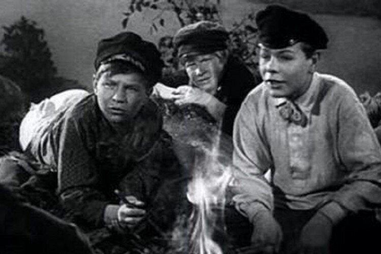 the-childhood-of-maxim-gorky-filmloverss