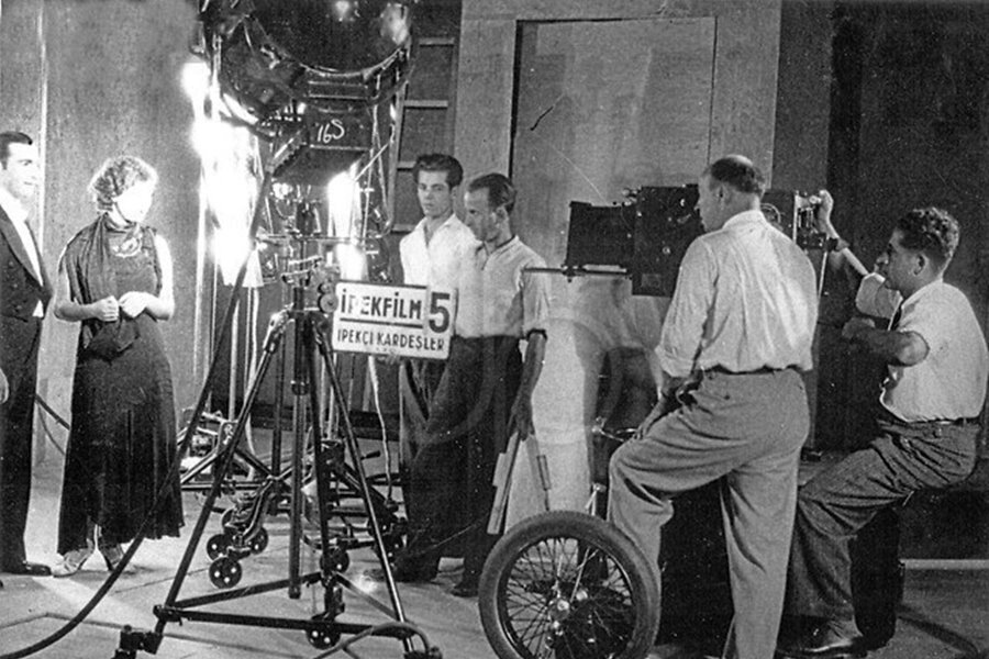 Türkiye Sinemasının İlk Jönü: Valentino Rahmi