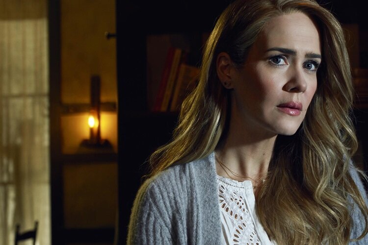 sarah-paulson-m-night-shyamalan-in-yeni-filmi-glass-in-kadrosuna-katildi-2-filmloverss