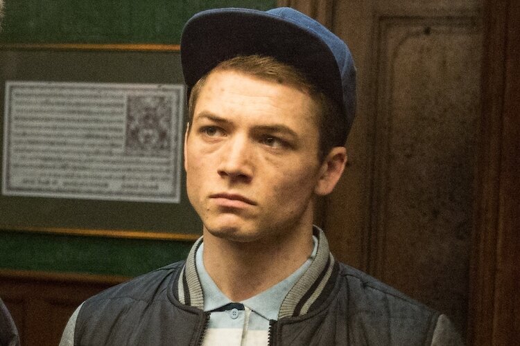 taron-egerton-rocketman-filminde-elton-johnu-canlandiracak-2-filmloverss