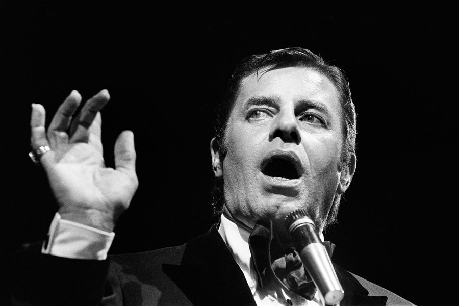 Bir Efsane; Jerry Lewis 91 yaşında Yaşamını Yitirdi