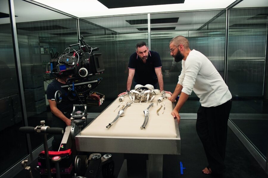 Alex Garland, Annihilation Filminin Vizyon Tarihini Açıkladı!