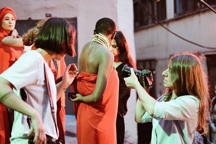 bende-buradayim-foto-cekimi-filmloverss