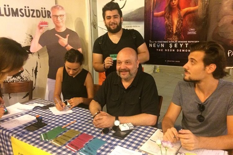 beyoglu-ahmet-mumtaz-taylan-filmloverss