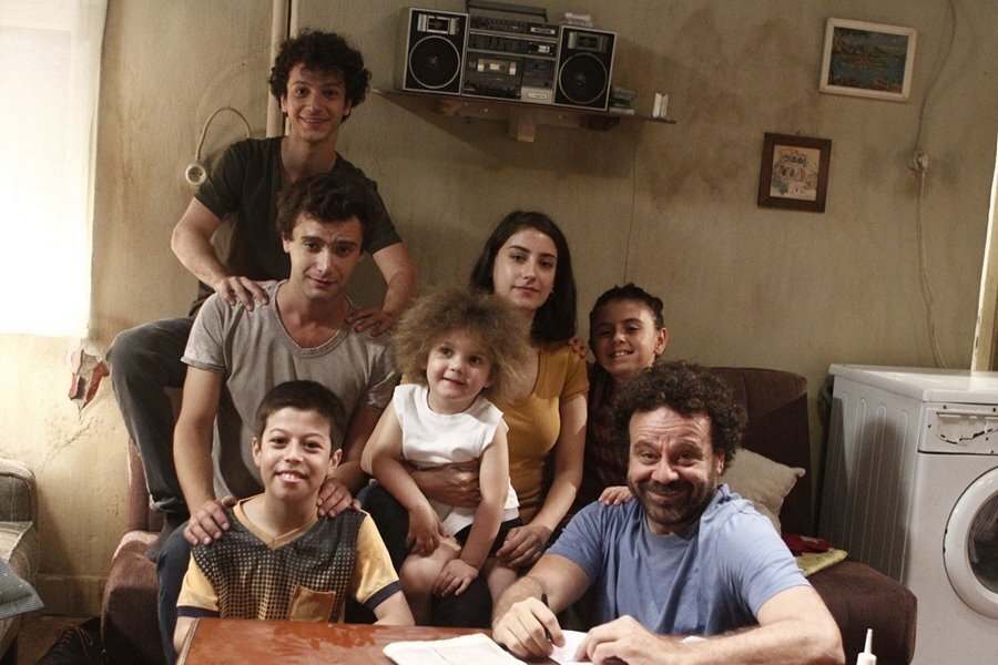 Shameless’ı Neden Sevdik, Bizim Hikaye’yi Neden Sevemeyeceğiz?