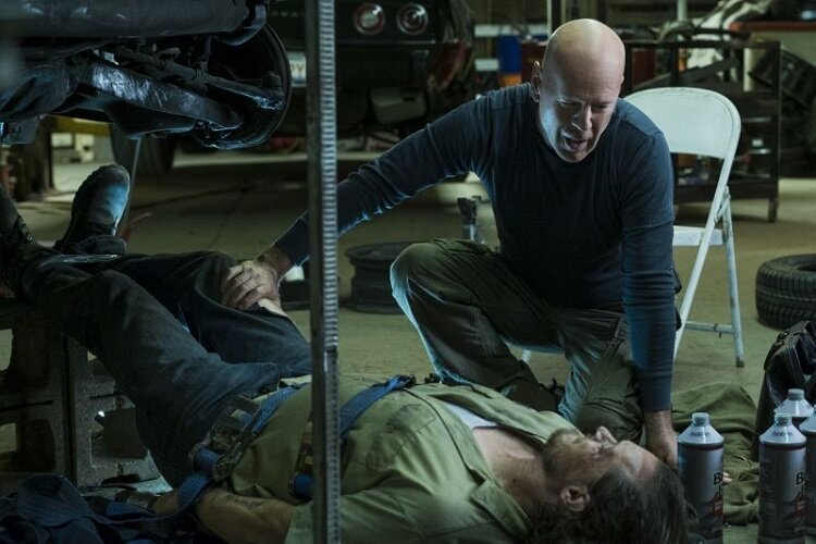 bruce-willisli-death-wishten-aksiyon-dolu-fragman-yayınlandı-2-filmloverss
