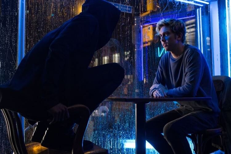 death-noteun-yönetmeni-adam-wingard-filmin-senaryosu-yazılırken-hayranlar-tarafından-ölüm-tehdidi-almış-2-filmloverss
