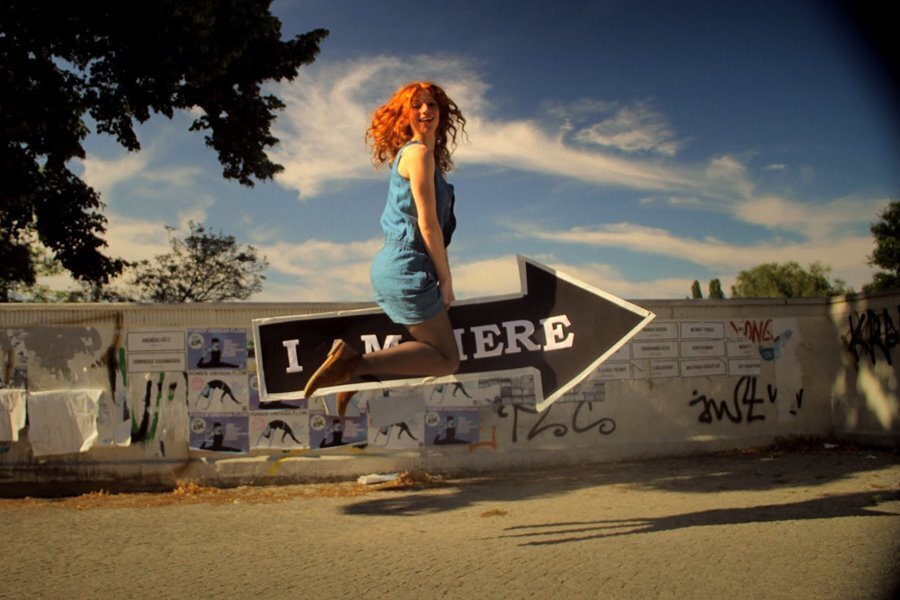 Haftanın Kısa Filmi: Nashorn im Galopp