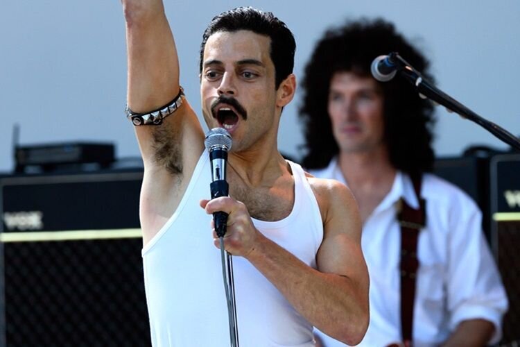 aidan-gillen-ve-tom-hollander-freddie-mercury-biyografisi-bohemian-rhapsody-filminin-kadrosuna-dahil-oldu-2-filmloverss