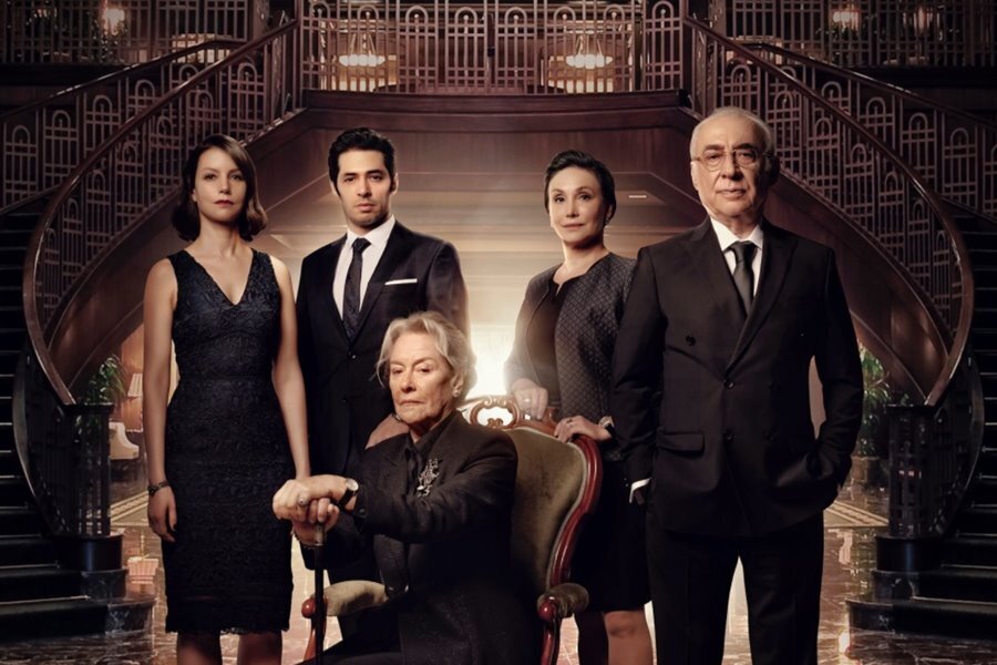 Yavuz Turgul ve Şener Şen’in Bir Araya Geldiği Yol Ayrımı Filminden Fragman Yayınlandı!