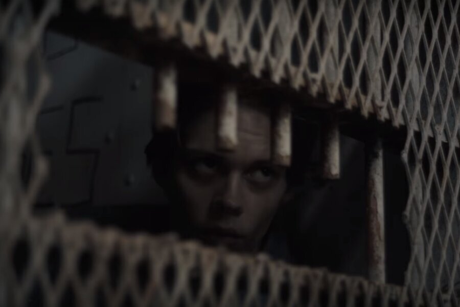 Bill Skarsgaard’ın Kadrosunda Yer Aldığı Stephen King Uyarlaması Castle Rock’tan Fragman Yayınlandı!